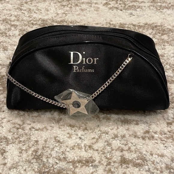 New Dior parfum clutch - Picture 3 of 7